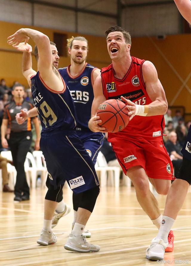 开云体育app-立陶宛男篮完胜篮网，汉密尔顿三分雨点燃全场