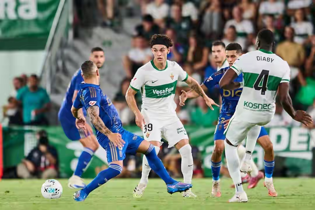 开云体育入口-切尔西客场告捷，晋级欧冠淘汰赛指日可待