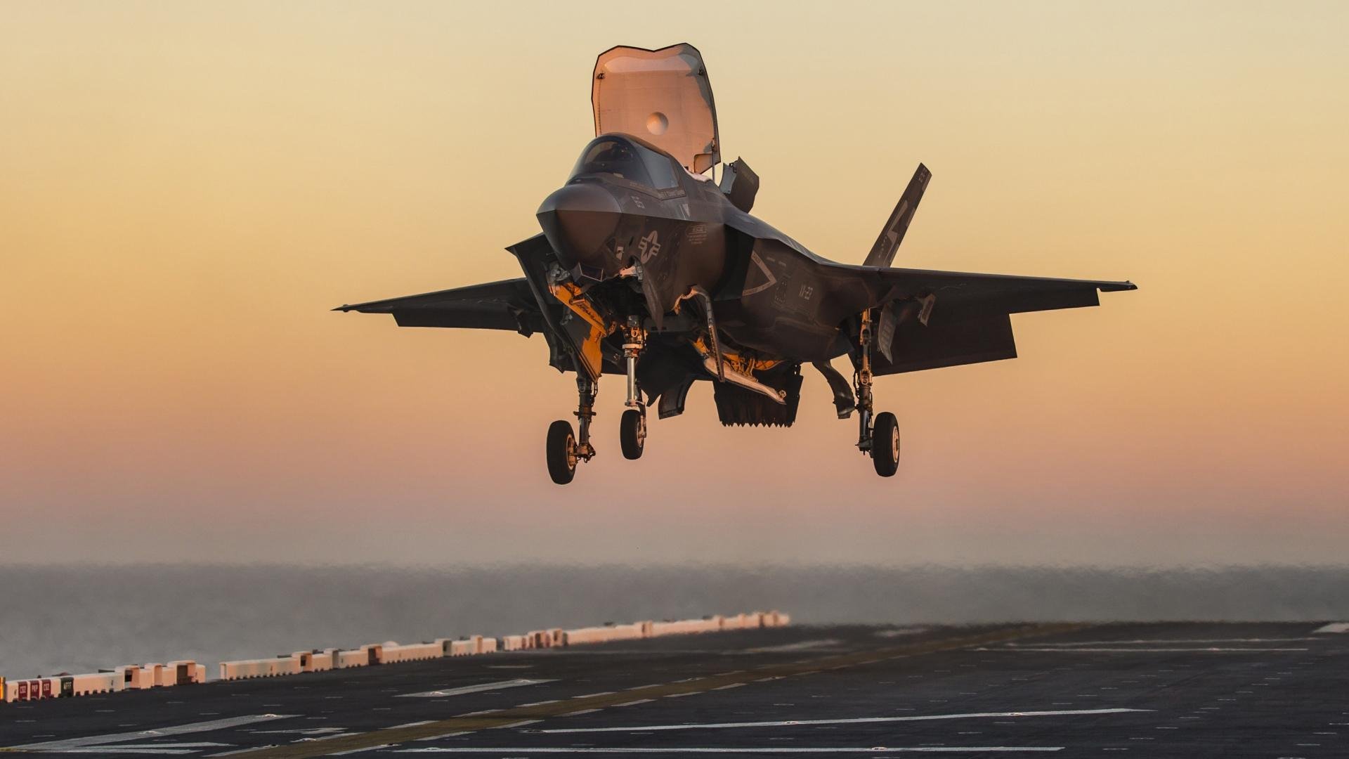 跨越赛场的唯一性,从76人翻盘鹈鹕到奥运接管,伦纳德的关键时刻杀手本色